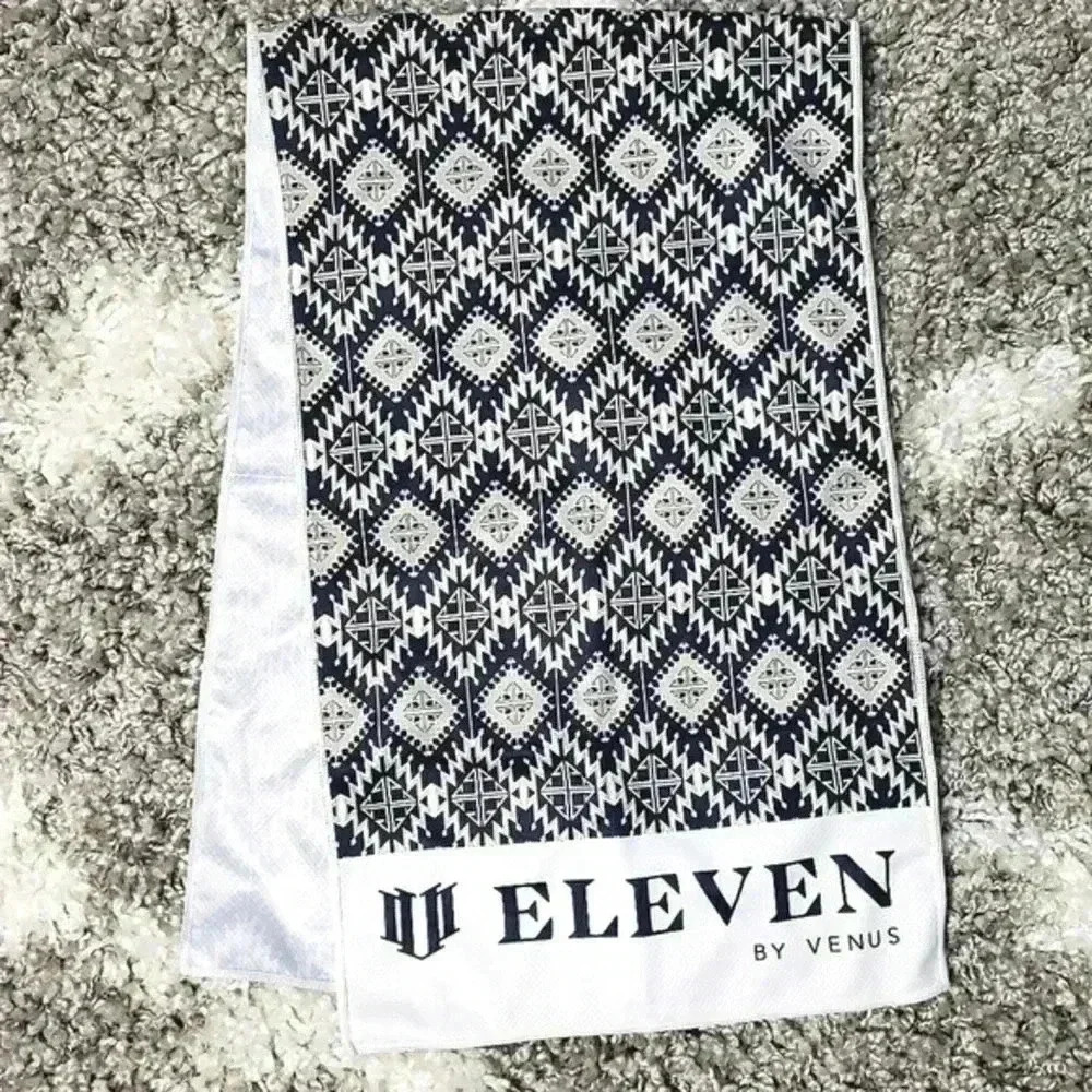 NWOT ELEVEN BY VENUS COOLING PERFORMANCE TOWEL